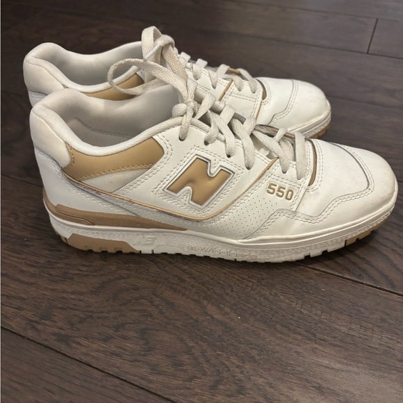 New Balance 550 - Picture 4 of 5